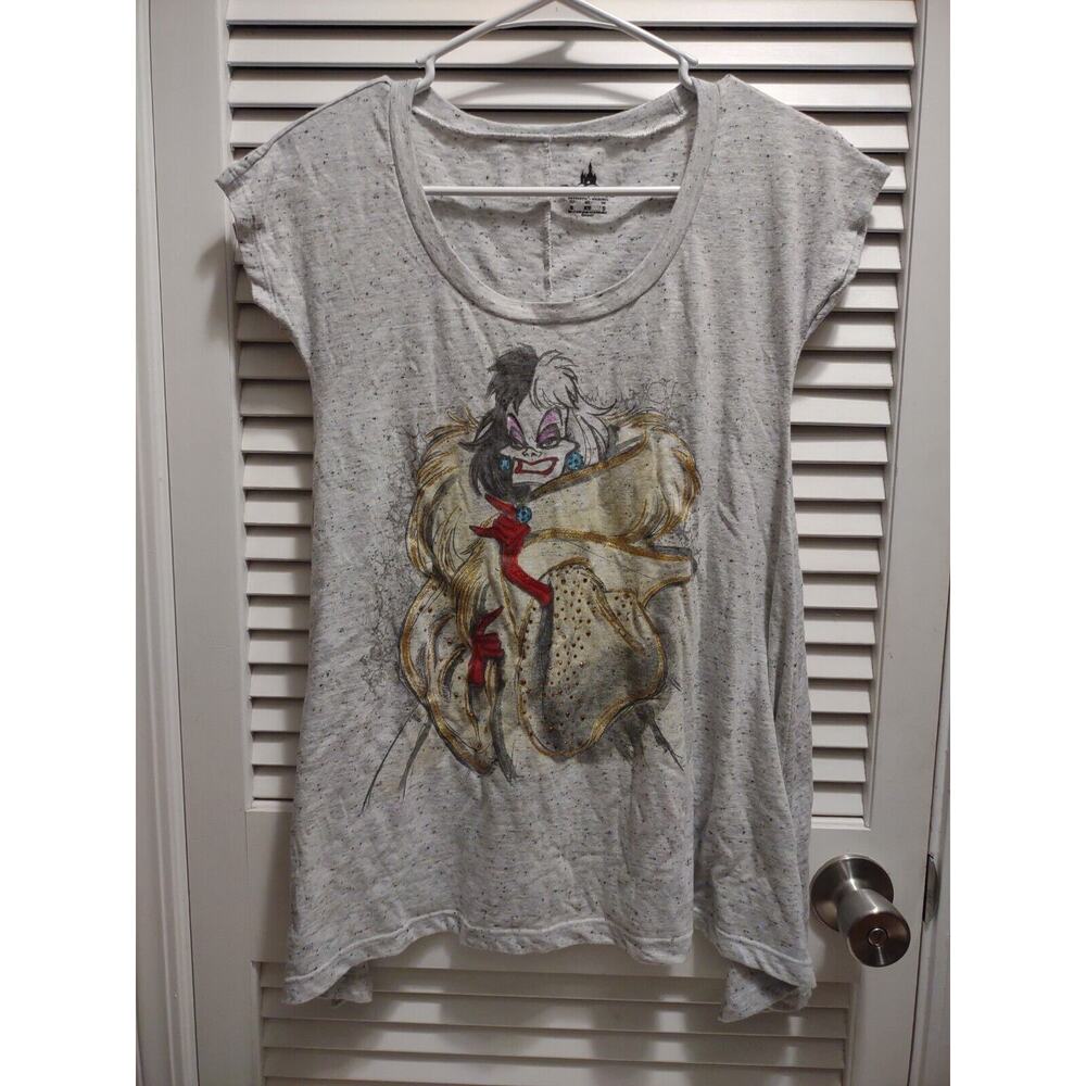 Disney Parks Villains Cruella Deville 101 Dalmatians Cartoon Gray T-Shirt Sz XS